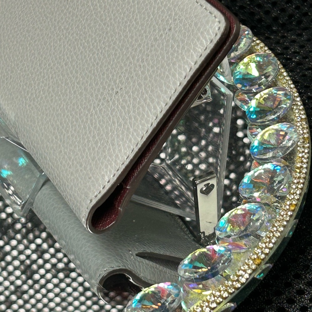 Kate Spade New York Gray Leather Wallet Approx. 7 x 3.5 - Picture 4 of 12
